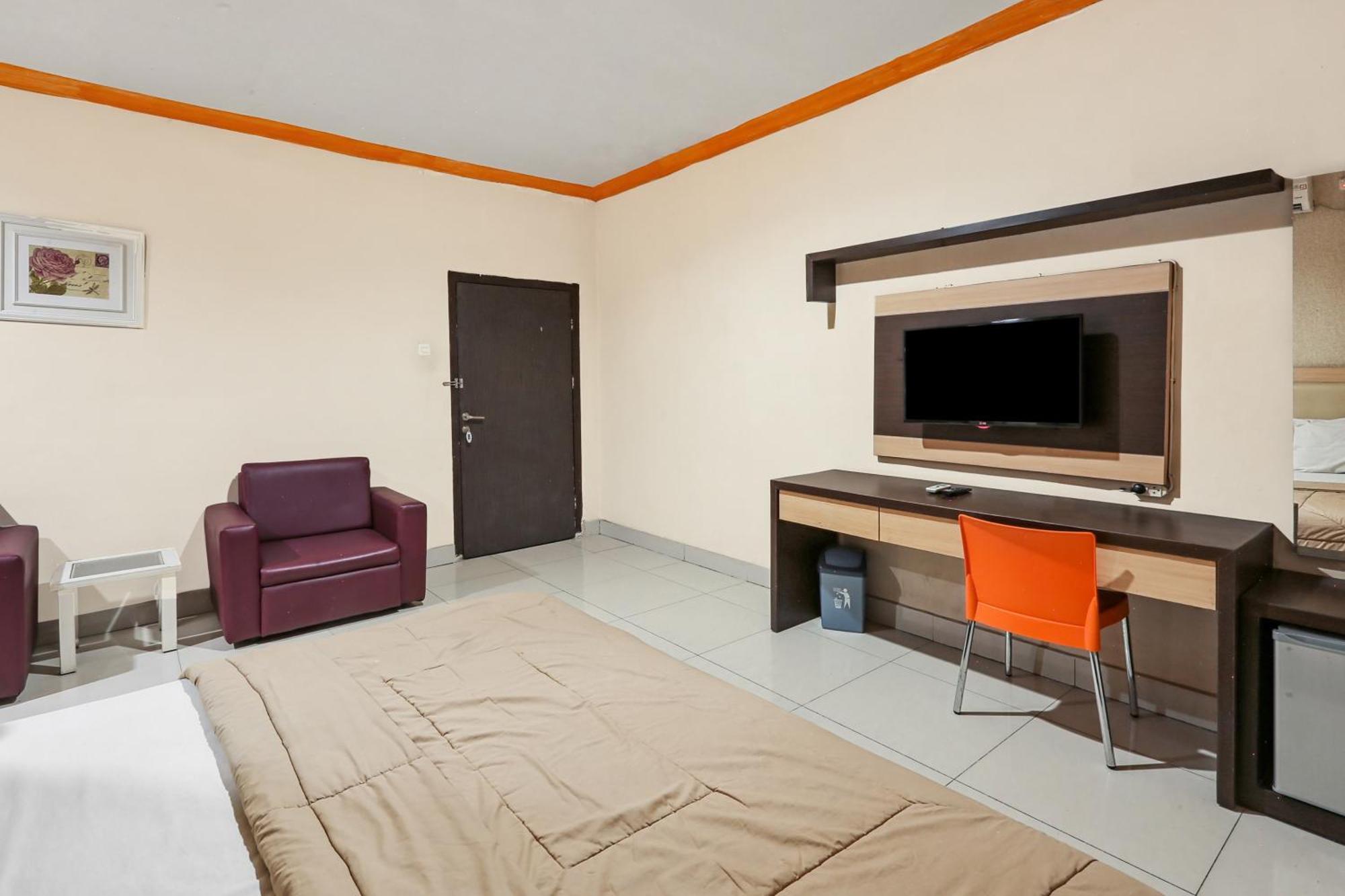 Collection O 93163 Hotel Grand Kartika Pare-Pare Ngoại thất bức ảnh