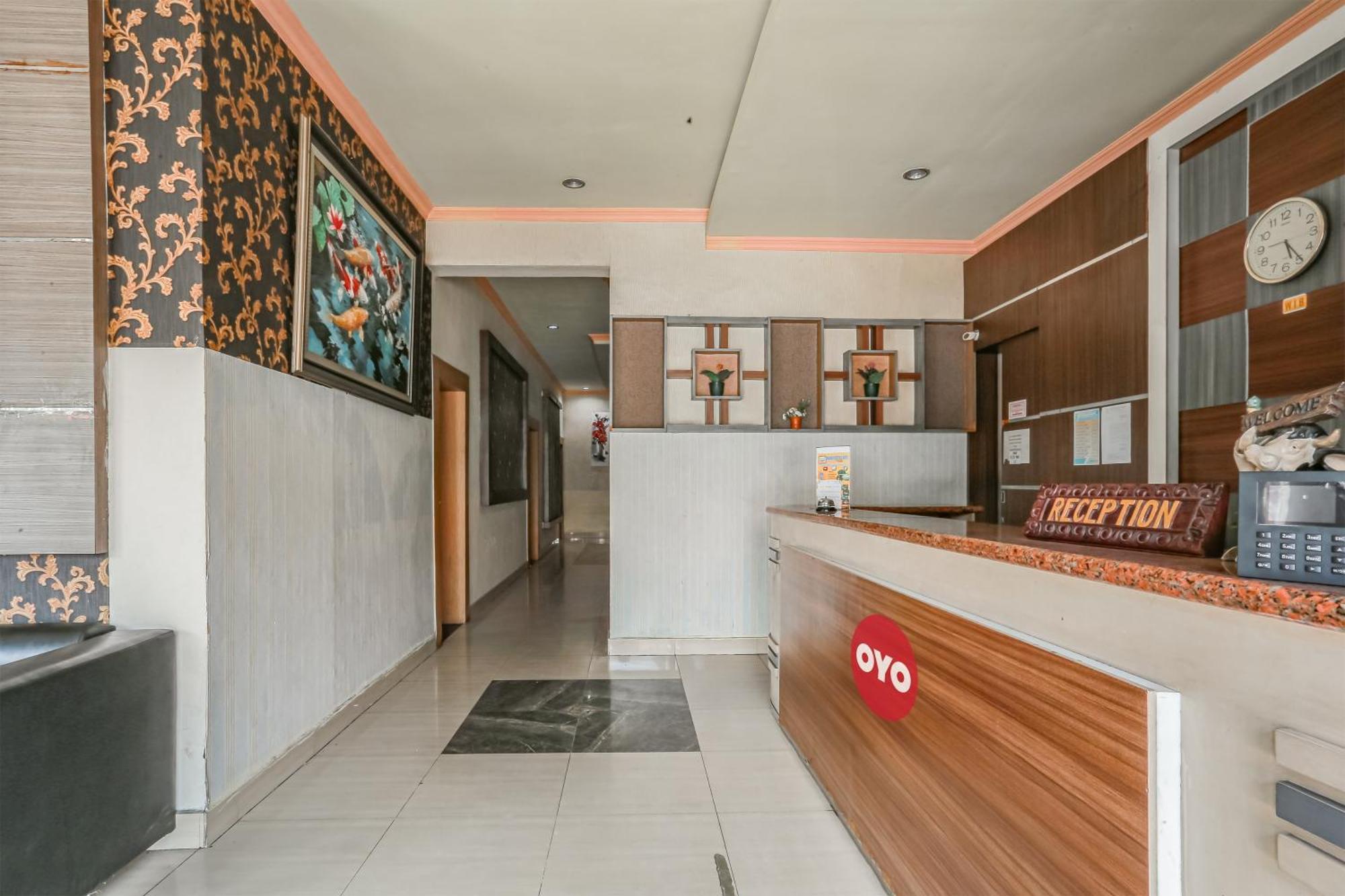 Collection O 93163 Hotel Grand Kartika Pare-Pare Ngoại thất bức ảnh