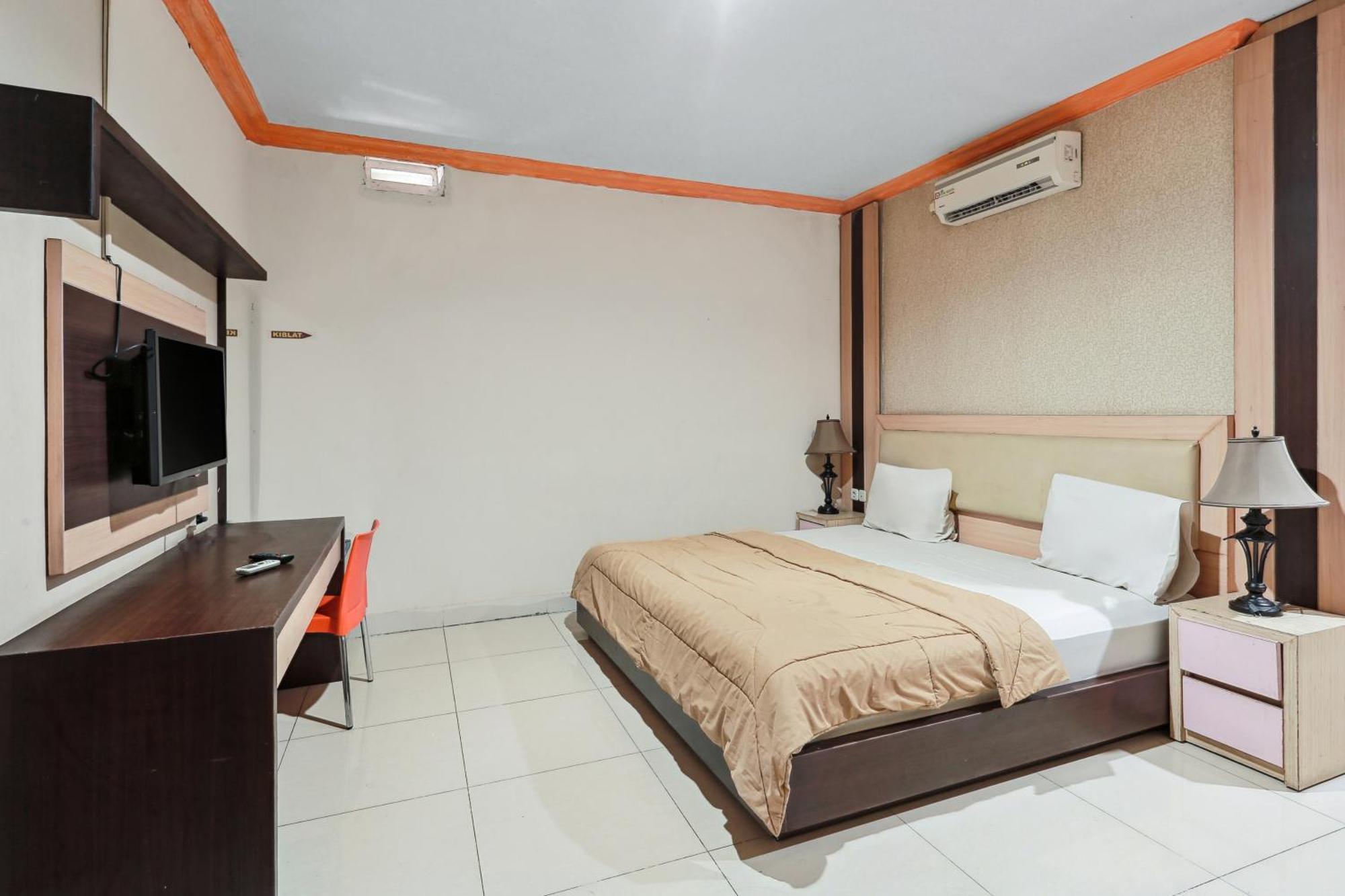 Collection O 93163 Hotel Grand Kartika Pare-Pare Ngoại thất bức ảnh