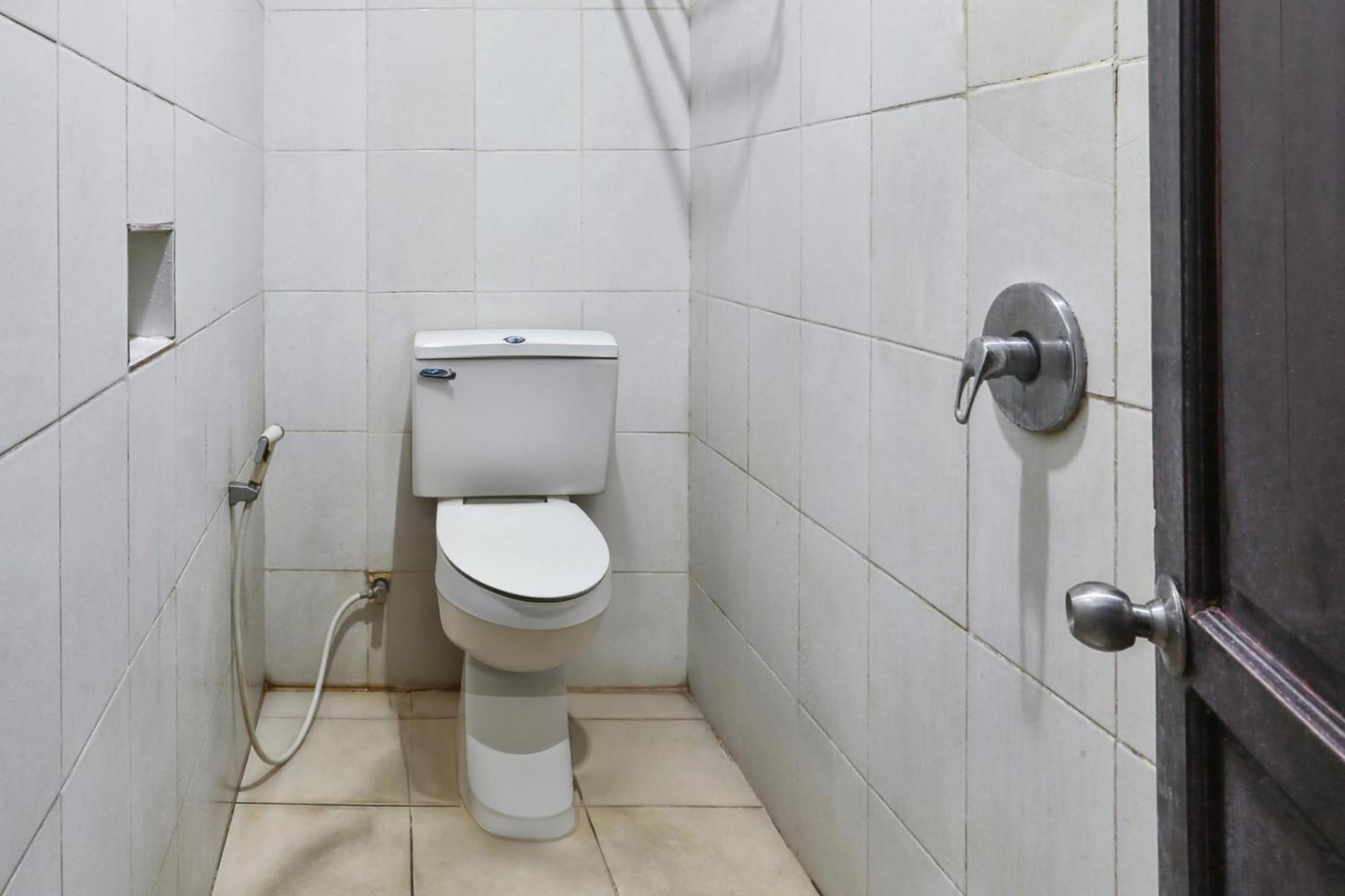 Collection O 93163 Hotel Grand Kartika Pare-Pare Ngoại thất bức ảnh