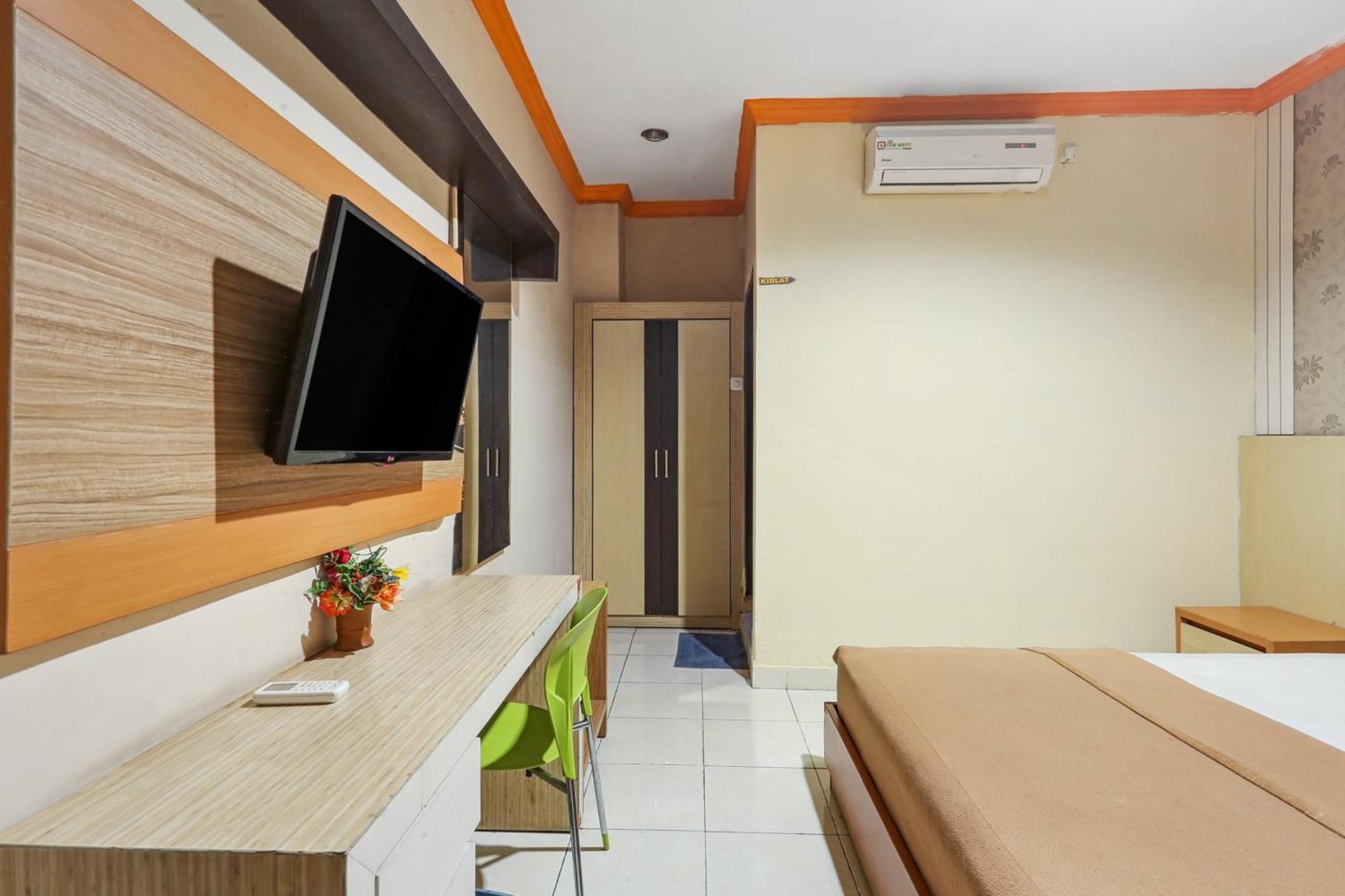 Collection O 93163 Hotel Grand Kartika Pare-Pare Ngoại thất bức ảnh