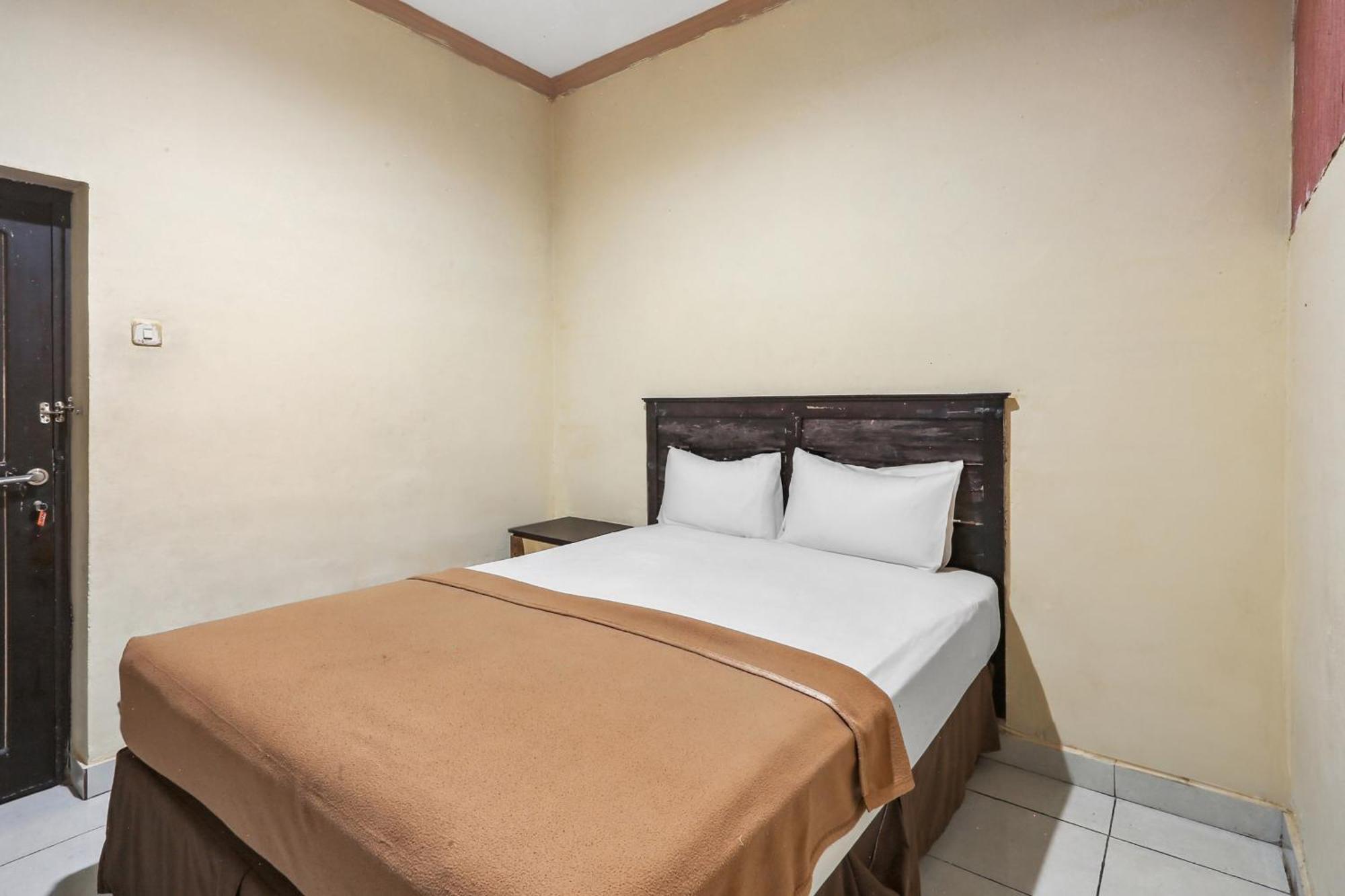 Collection O 93163 Hotel Grand Kartika Pare-Pare Ngoại thất bức ảnh