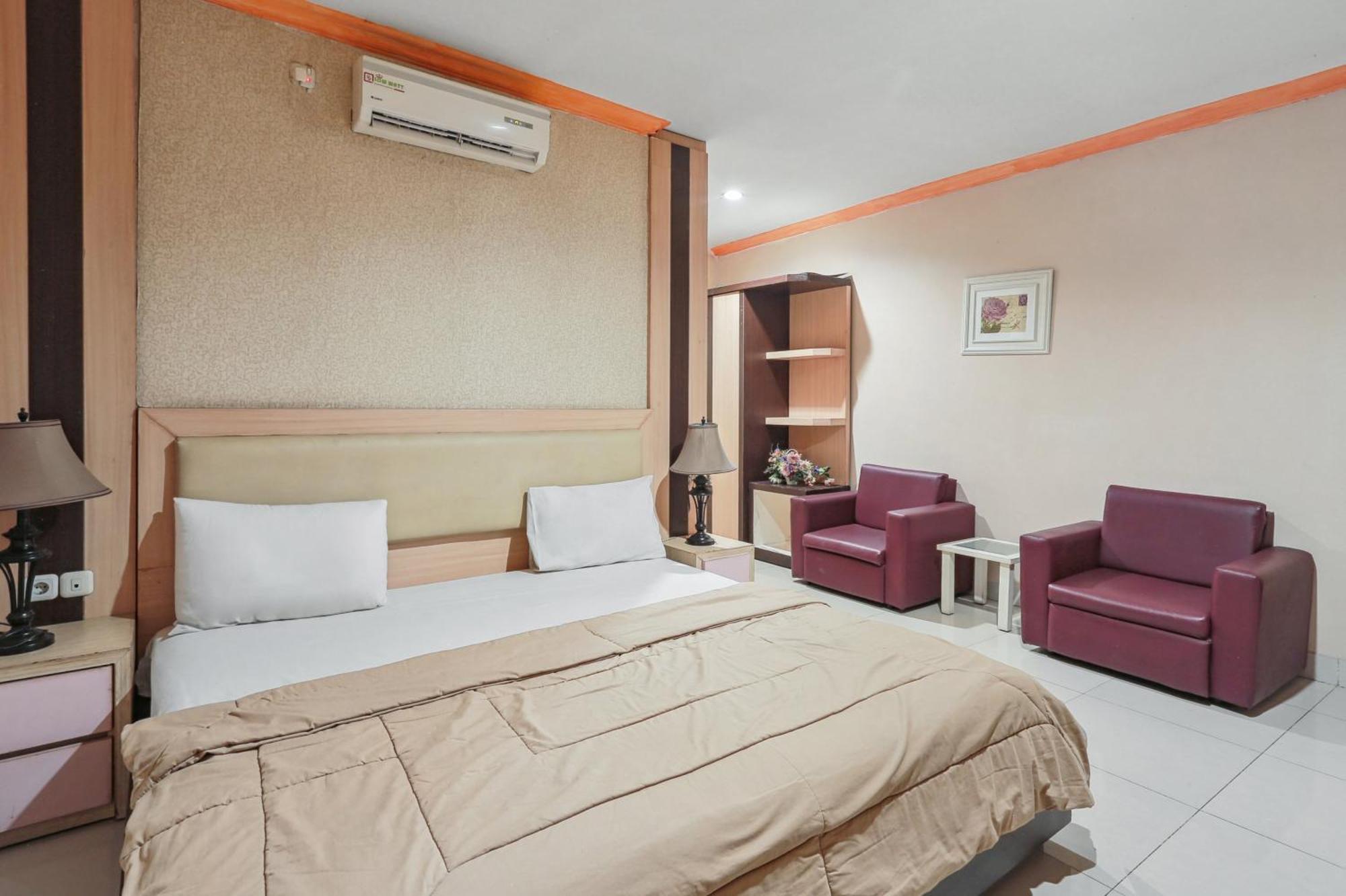 Collection O 93163 Hotel Grand Kartika Pare-Pare Ngoại thất bức ảnh